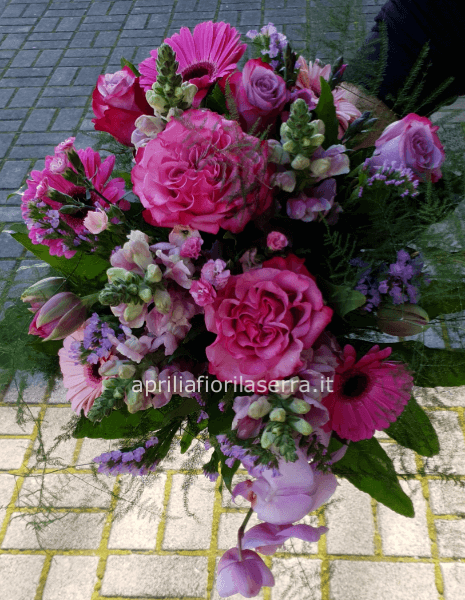 Bouquet deciso.